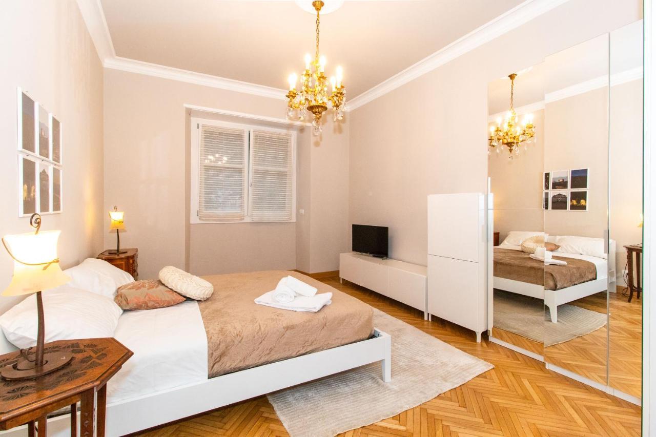 Chic & Style Crocetta Flat Apartment Turin Bagian luar foto
