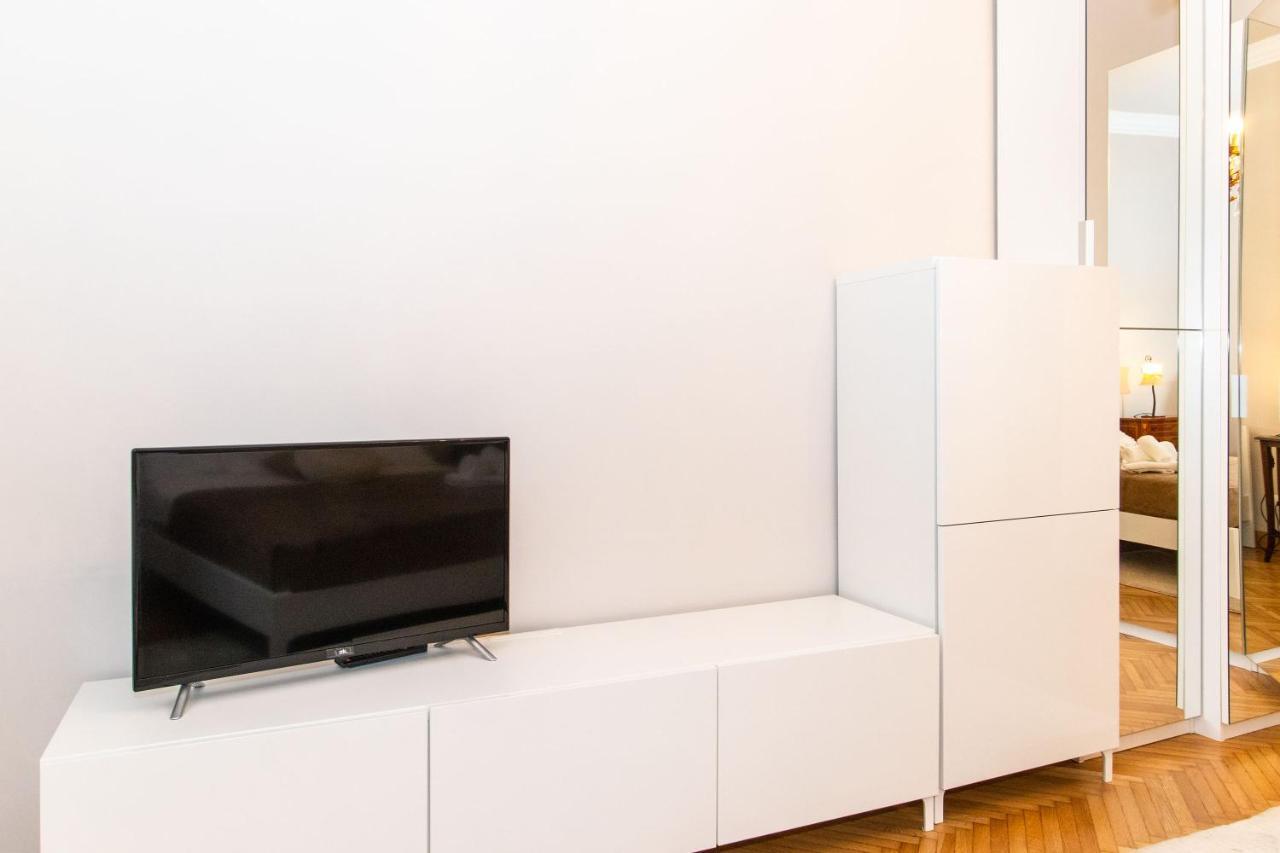 Chic & Style Crocetta Flat Apartment Turin Bagian luar foto